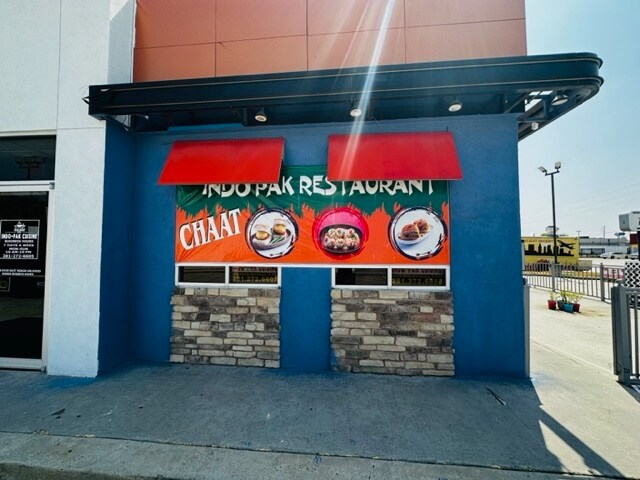 More Photos Of 10730 W Bellfort St, Houston General Retail For Sale