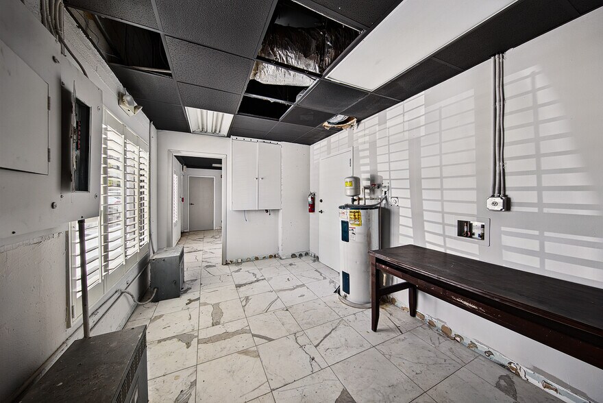 More Photos Of 3015 N Ocean Blvd, Fort Lauderdale Apartments For Sale