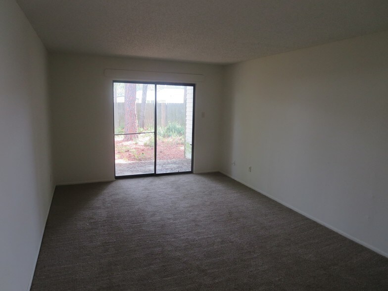 2517 Forrestwood Dr, Valdosta, GA 31602 Apartments For Sale