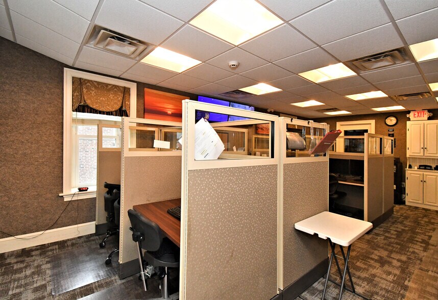 More Photos Of 206 N Main St, Souderton Freestanding For Sale