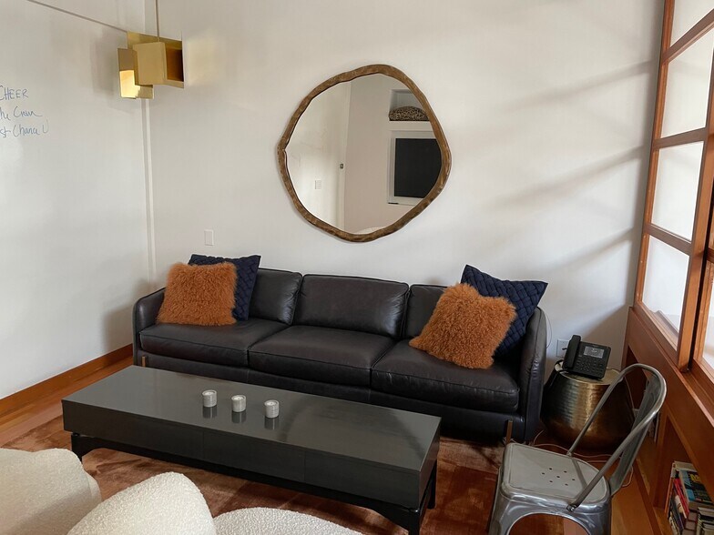 More Photos Of 612-624 Hampton Dr, Venice Loft Creative Space For Lease