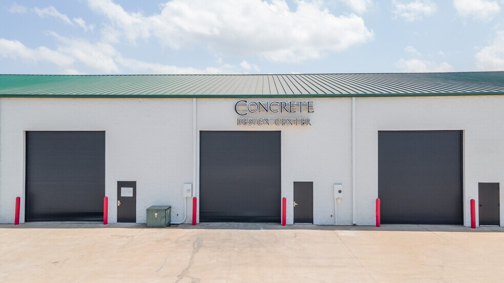 More Photos Of 1590 E State Highway 121, Lewisville Unknown For Lease