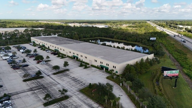 More Photos Of 4407-4497 SW Martin Hwy, Palm City Unknown For Lease