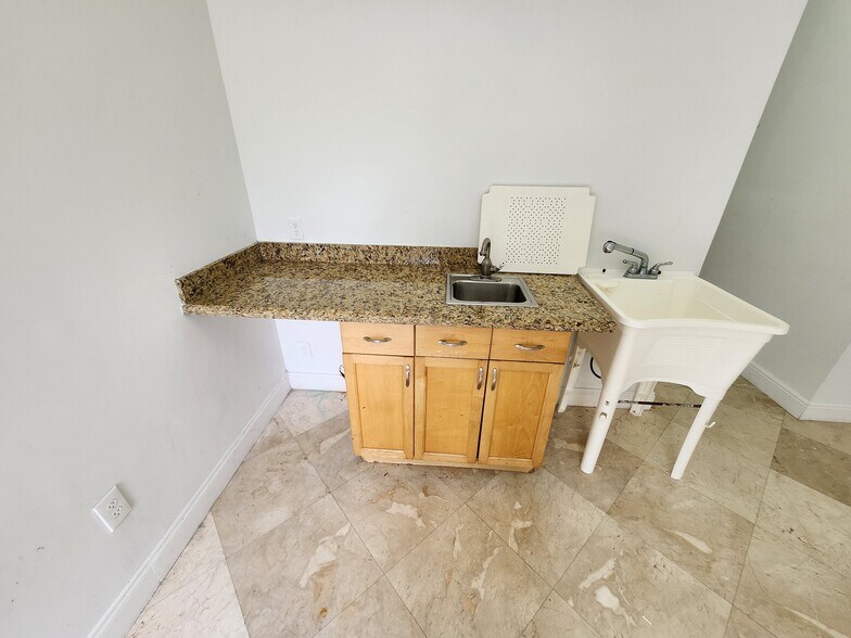 More Photos Of 2400 W Sample Rd, Pompano Beach Storefront Retail Office For Sale