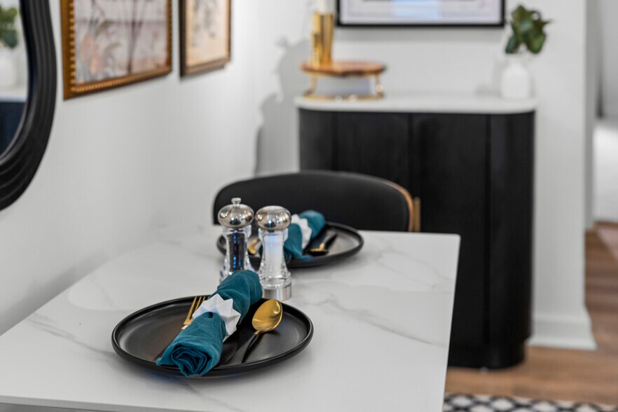 More Photos Of 9-13 Broadway St, Asheville Storefront Retail Office For Sale