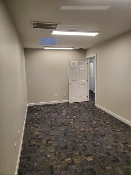 More Photos Of 1738 Hillandale Rd, Durham Office For Lease