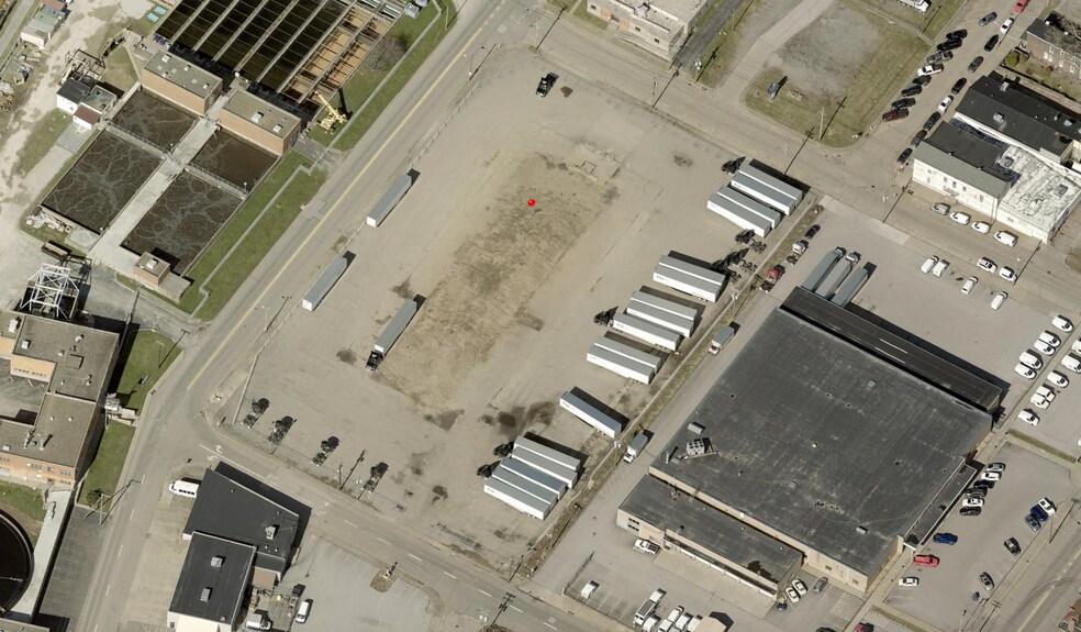 More Photos Of 2400 Main St, Wheeling Land For Lease