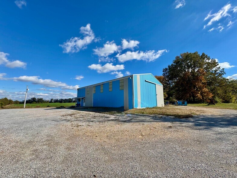 More Photos Of 4665 Hopkinsville Rd, Cadiz Auto Dealership For Sale