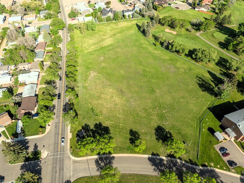 Primary Photo Of 352 Primrose SE dr, Medicine Hat Land For Sale