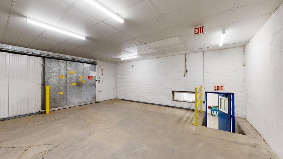 More Photos Of 2423 E University Dr, Phoenix Refrigeration Cold Storage For Sale
