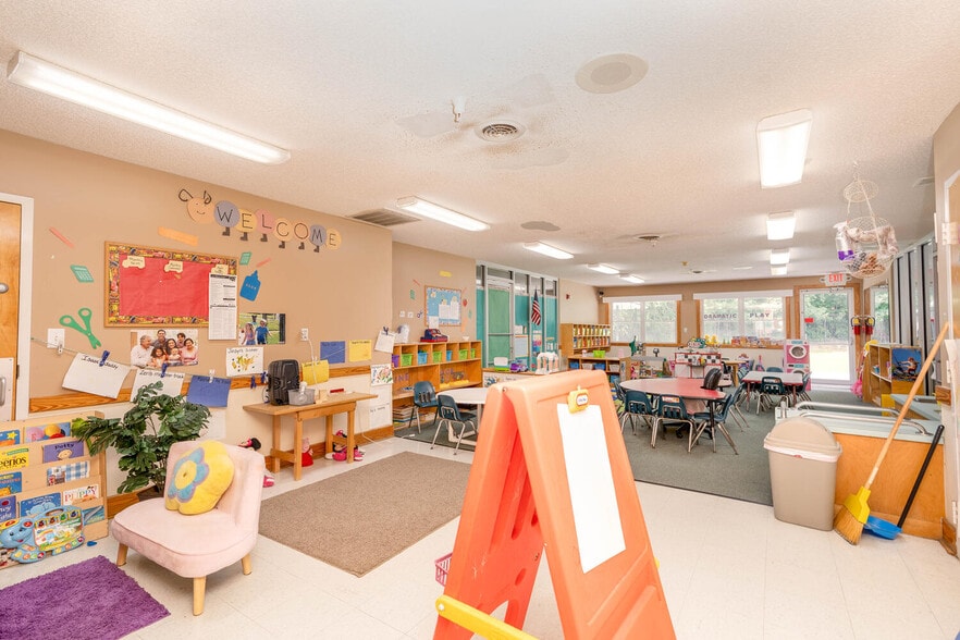 More Photos Of 2081 Mesa Valley Way, Austell Specialty For Sale