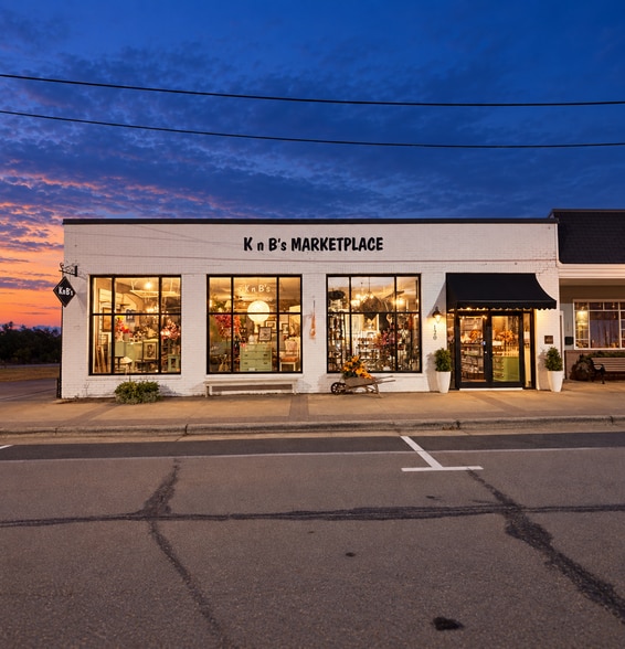 Primary Photo Of 120 Raleigh St, Fuquay-Varina Storefront For Sale