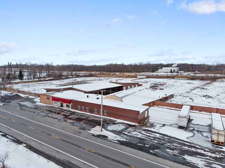 More Photos Of 8568 Brewerton Rd, Brewerton Auto Salvage Facility For Sale