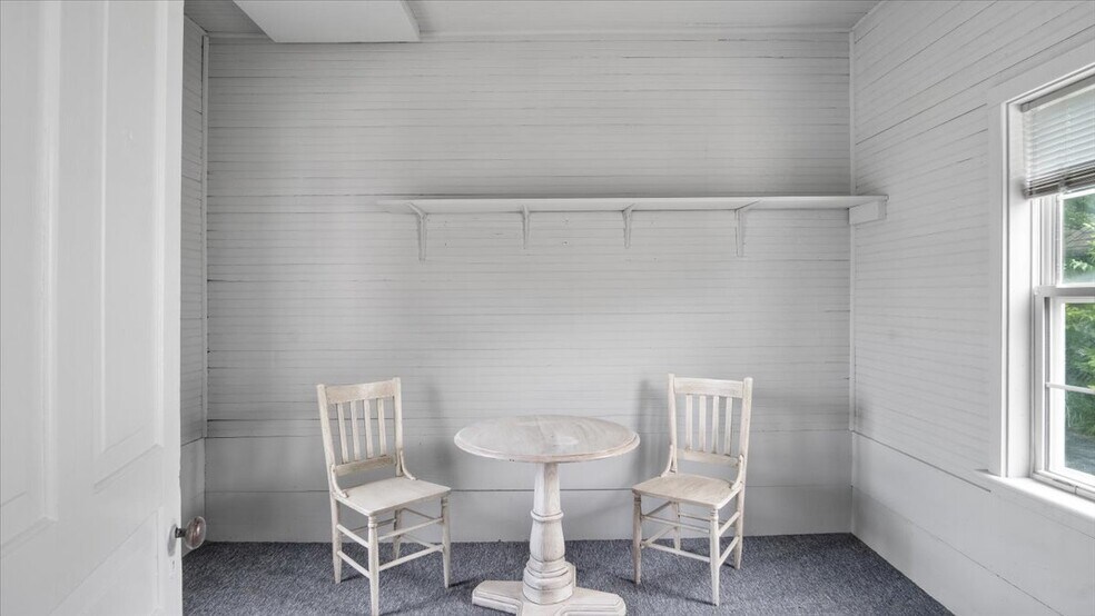 More Photos Of 109 Gilliam St, Oxford Medical For Lease