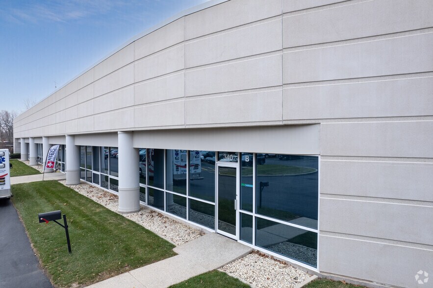 Primary Photo Of 340 Commerce Dr, Crystal Lake Manufacturing For Lease