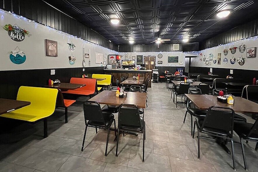 More Photos Of 105 Johnson Ave N, Fosston Storefront For Sale