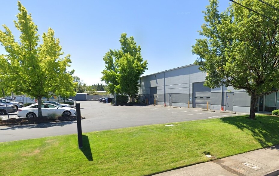 Primary Photo Of 2060 Vista Ave SE, Salem Warehouse For Lease