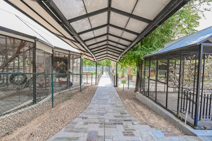 More Photos Of 6629 S Pecos Rd, Las Vegas Horse Stables For Sale