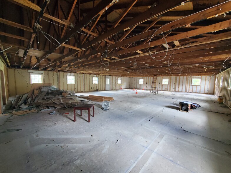 More Photos Of 715 S Shamrock Rd, Bel Air Office Residential For Sale