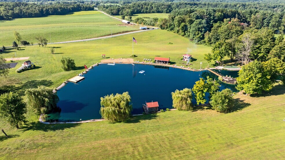 More Photos Of 5643 Yankee St, Fredericktown Specialty For Sale