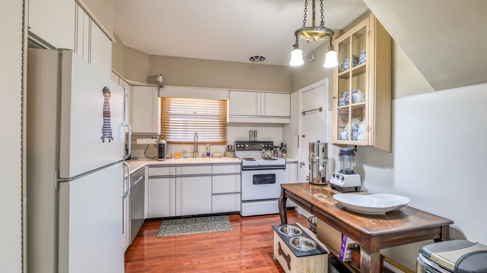 More Photos Of 20 S Marion Ave, Ventnor City Apartments For Sale