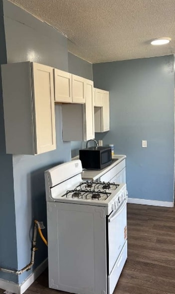 More Photos Of , Hartford Unknown For Sale