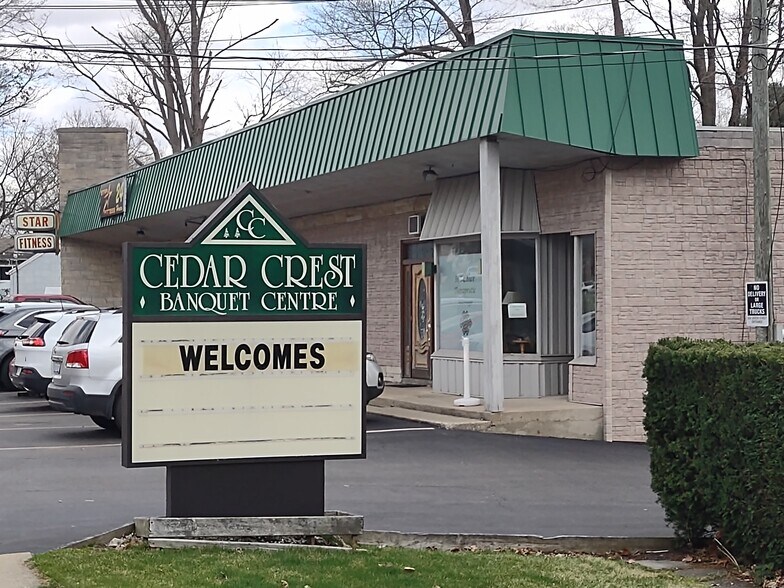 More Photos Of 872 E Michigan Ave, Marshall Freestanding For Sale