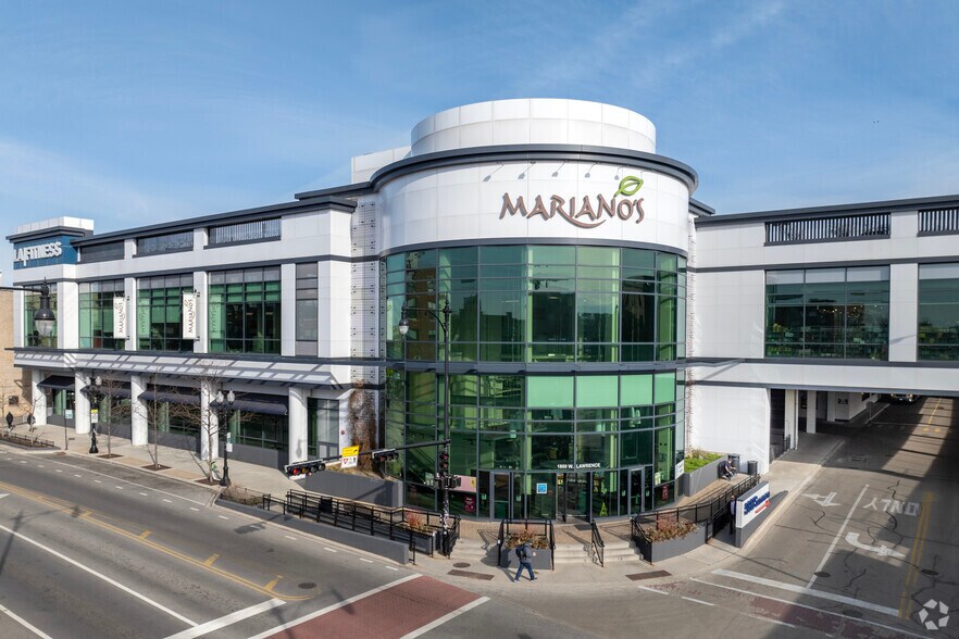 Primary Photo Of 1800 W Lawrence Ave, Chicago General Retail For Lease