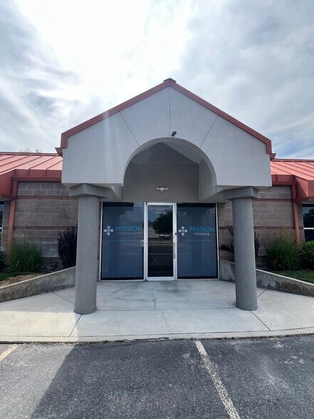 More Photos Of 1751 Alexander St, West Valley Coworking Space