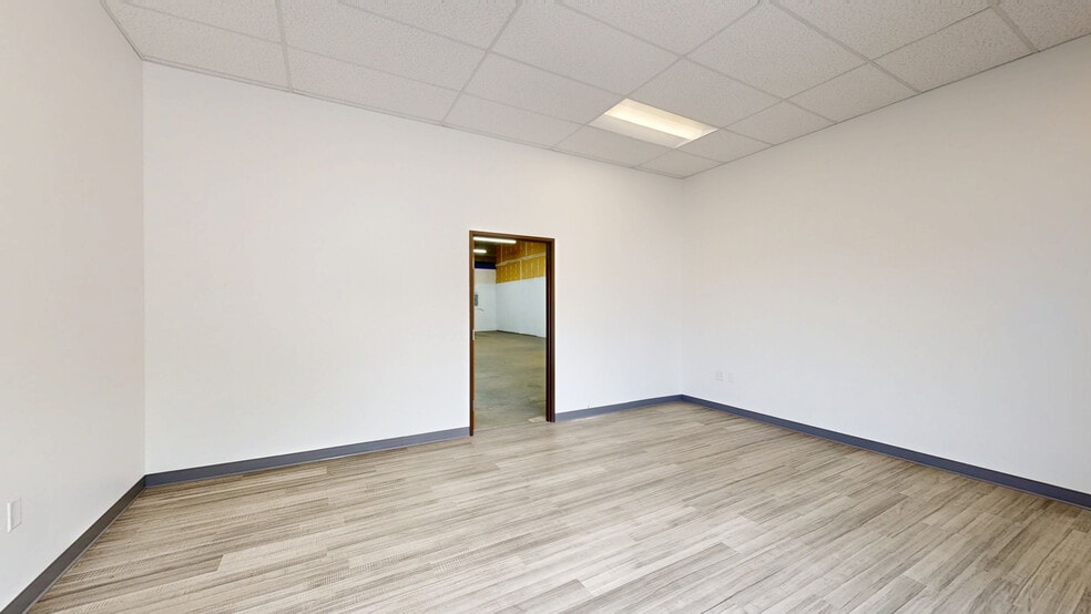 Primary Photo Of 4321 Broadway, Denver Warehouse For Lease