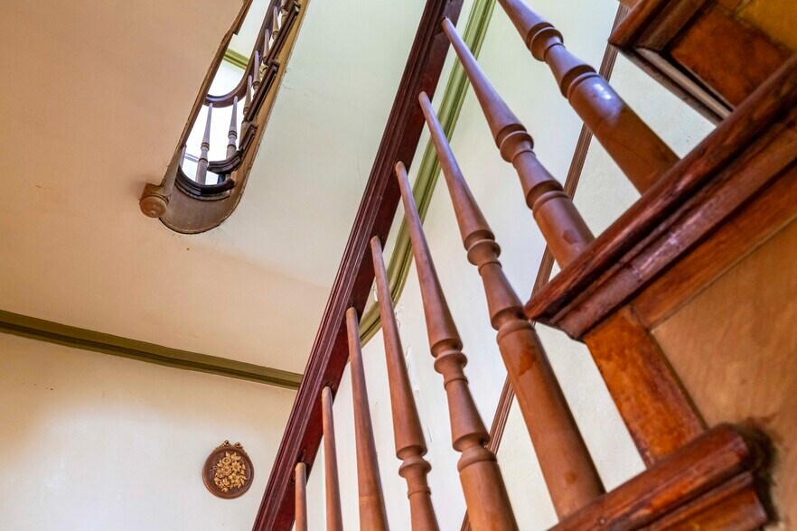 More Photos Of 1717-19 Mt Vernon st, Philadelphia Apartments For Sale