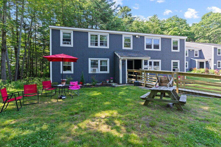 More Photos Of 12 Elm St, Freeport Apartments For Sale