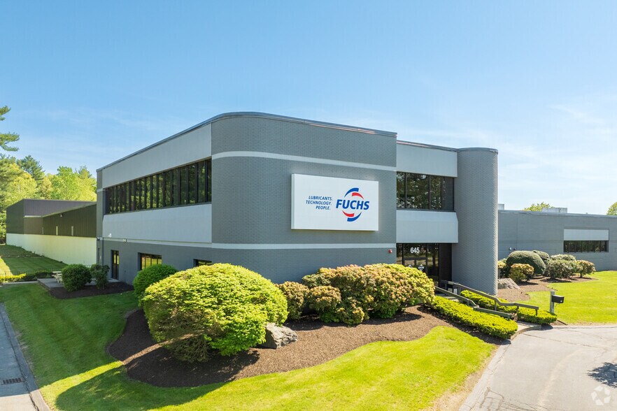 More Photos Of 645 Myles Standish Blvd, Taunton Manufacturing For Lease