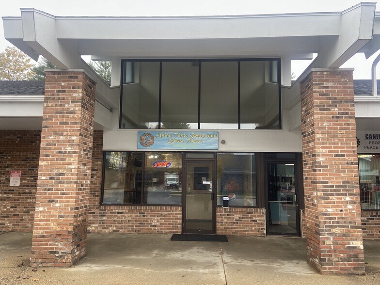 More Photos Of 9-15 Village St, Concord Restaurant For Lease
