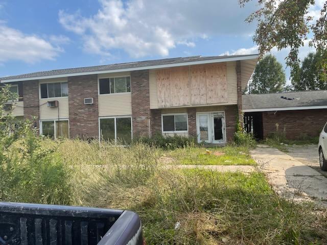 More Photos Of 7020-7032 Twin Oaks Dr, Indianapolis Apartments For Sale