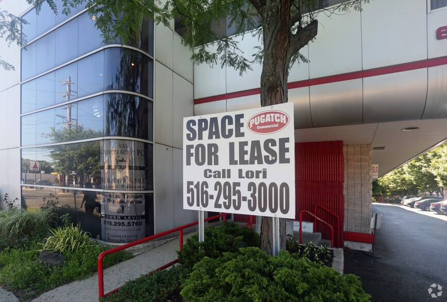 More Photos Of 657 Central Ave, Cedarhurst Medical For Lease