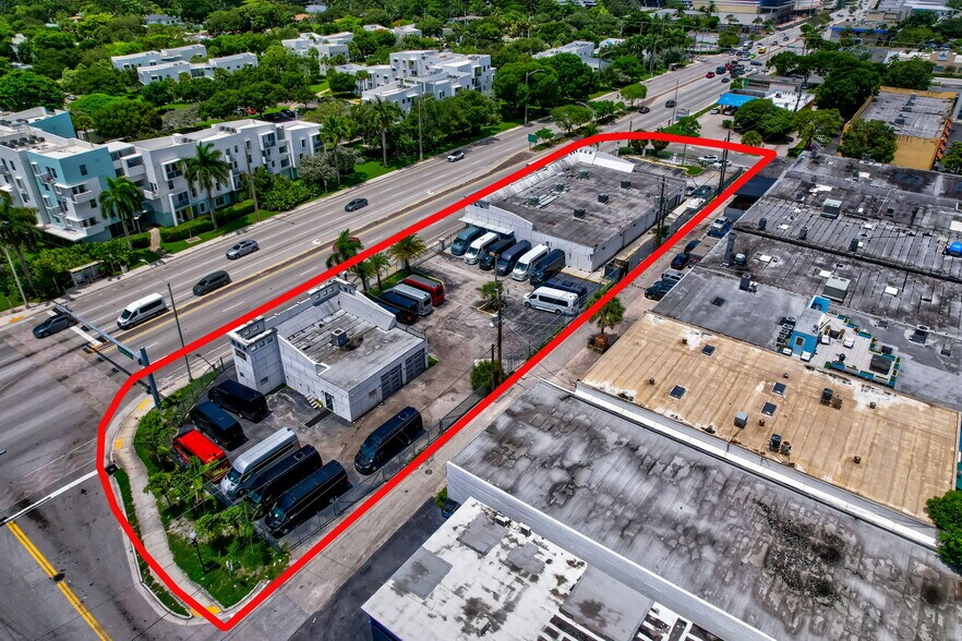 More Photos Of 925 W Broward Blvd, Fort Lauderdale Auto Dealership For Lease