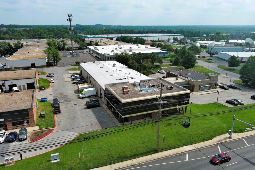 More Photos Of 9885 Washington Blvd, Laurel Warehouse For Lease