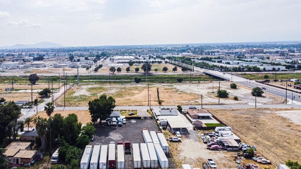 More Photos Of 1245 S Washington Ave, San Bernardino Truck Terminal For Sale