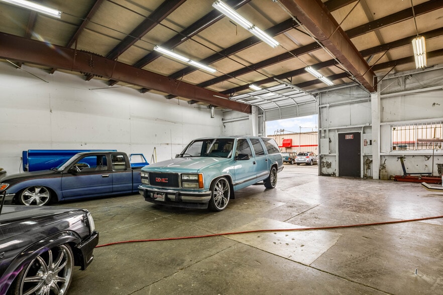 More Photos Of 1033 Avenue D, Snohomish Storefront For Lease