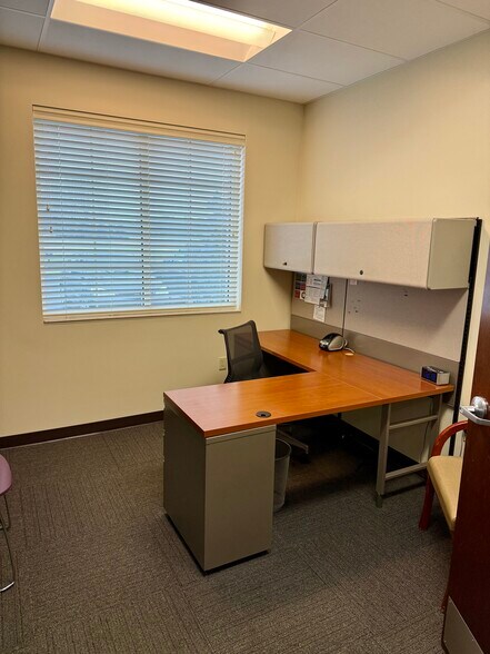 More Photos Of 4050 Central Ave, Columbus Medical For Sale