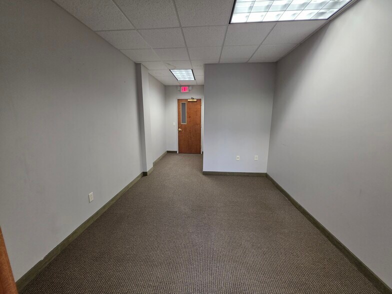 More Photos Of 744 Ryan Dr, Hudson Office For Lease