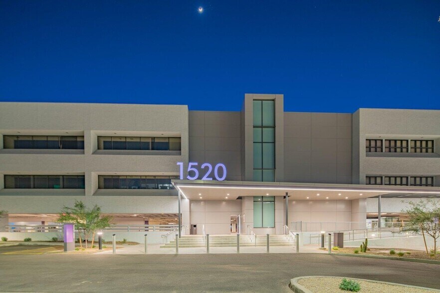 More Photos Of 1520 S Dobson Rd, Mesa Medical For Lease