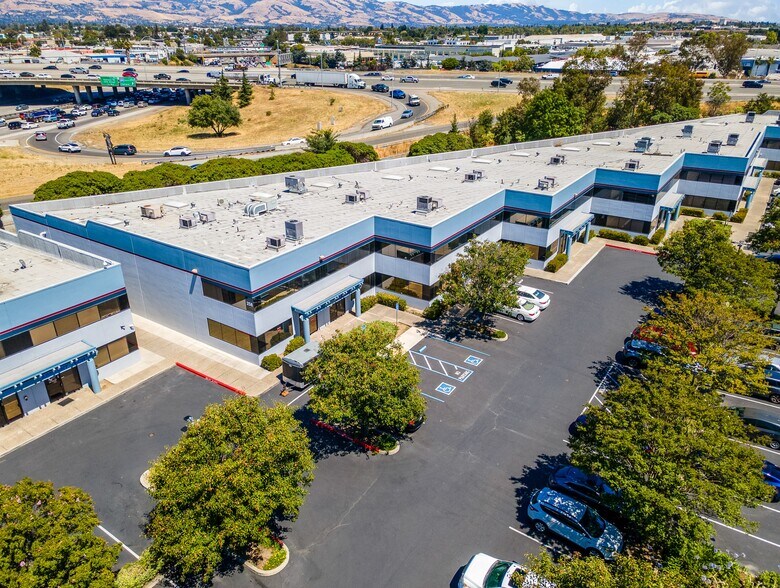 More Photos Of 258-280 E Gish Rd, San Jose Research And Development For Sale