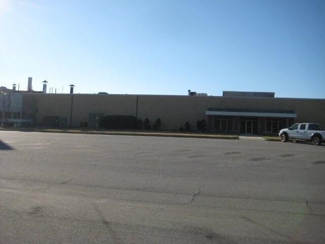 More Photos Of 210 Southwell Blvd, Tifton Warehouse For Lease