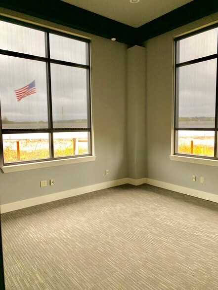 More Photos Of 2961 N Point Cir, Fayetteville Office For Lease