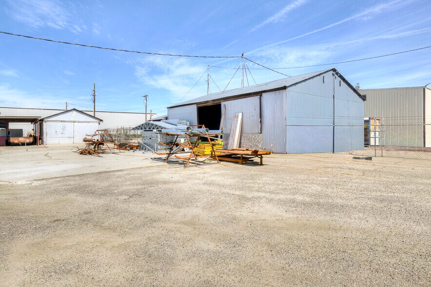 More Photos Of 39400 Clarkson Dr, Kingsburg Warehouse For Sale