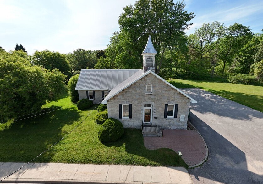 Primary Photo Of 911 Purdy Mills Rd, Kingston Medical For Sale