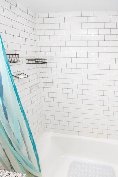 More Photos Of 3809 Clarks Ln, Baltimore Apartments For Sale