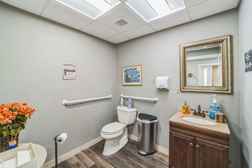 More Photos Of 326 Broad St, Red Bank Medical For Sale